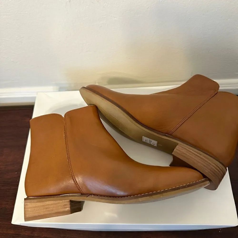 Crevo Eileen Women’s soft genuine leather zip ankle boot size 8, NIB - Picture 10 of 12
